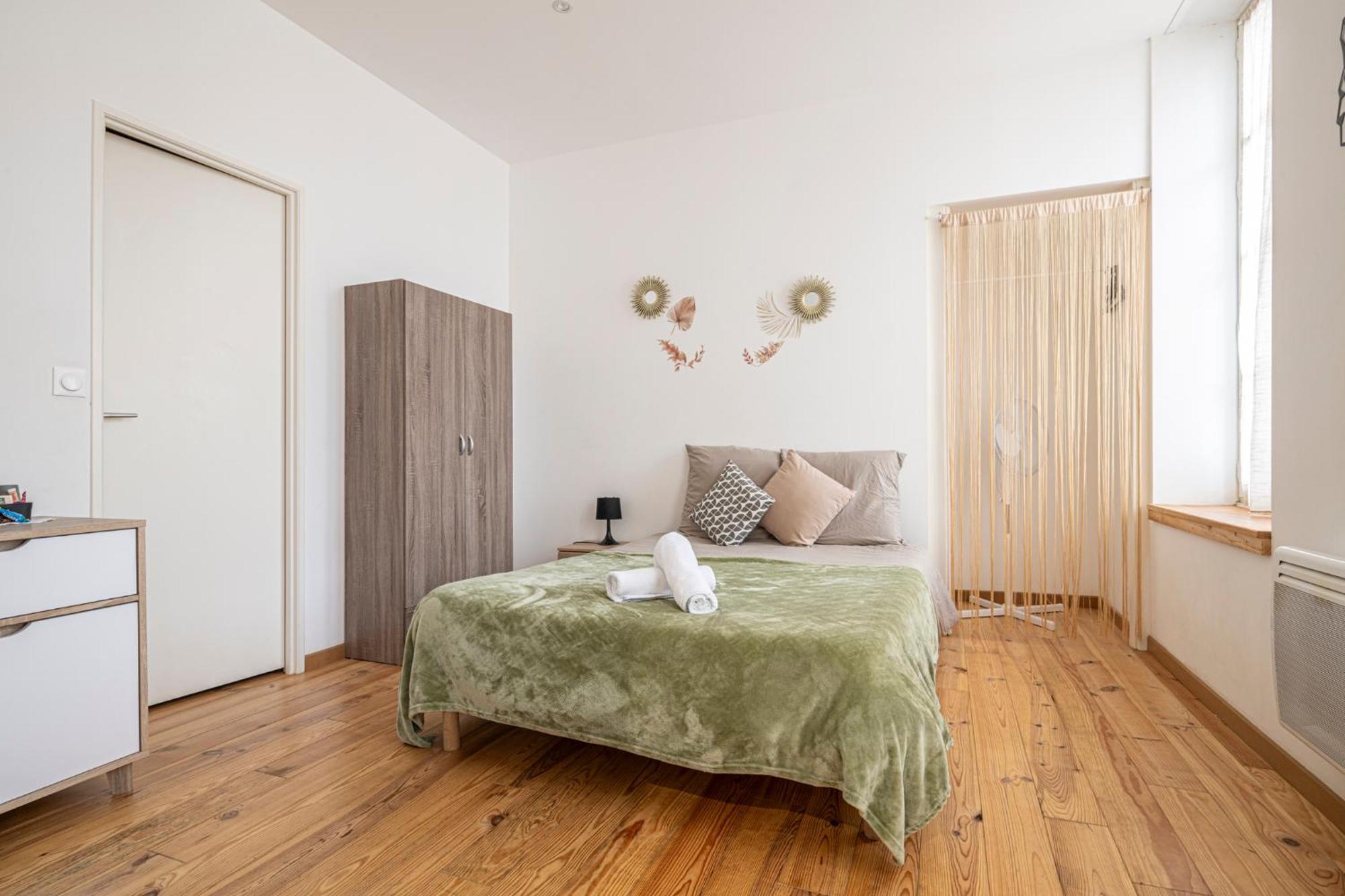 Chambre Privee Premium "La Belle Etoile" Apartment Pau Exterior foto